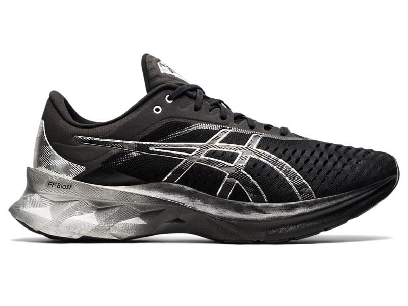 Sapatilhas Running Asics NOVABLAST Platinum Mulher Pretas, 3480A043.242